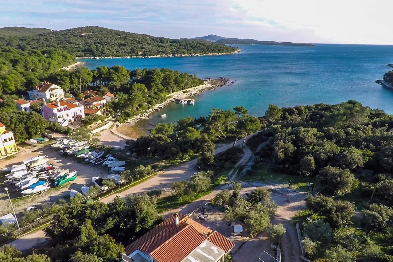 Apartments By The Sea Artatore, Losinj - 8008 Cunski