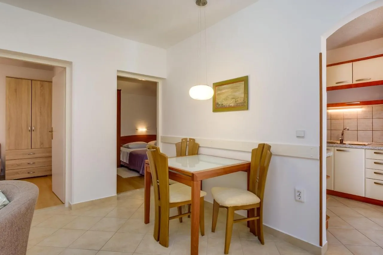 Apartments By The Sea Artatore, Losinj - 8008 Cunski